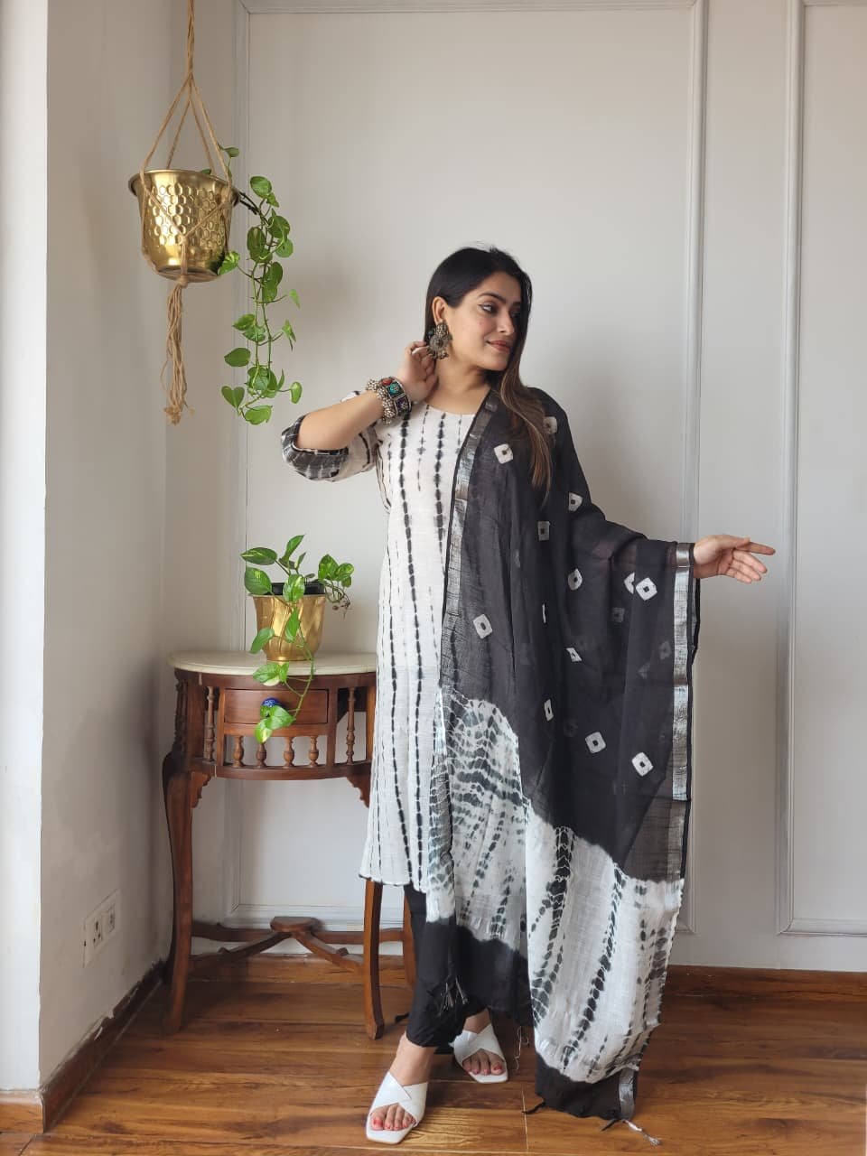 White Bagru Hand Block Printed Linen Suit Set
